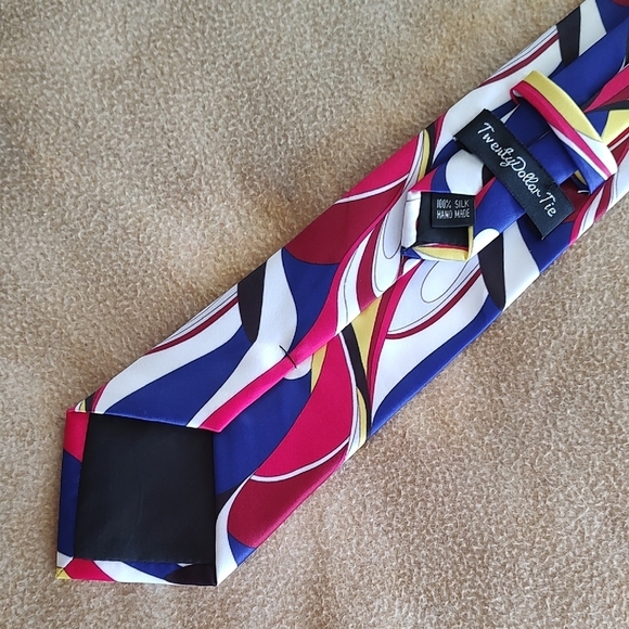 Abstract Retro Silk Tie - Picture 4 of 4